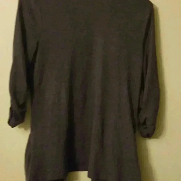 Women's Flowing Ruffle Wrap - Picture 5 of 5